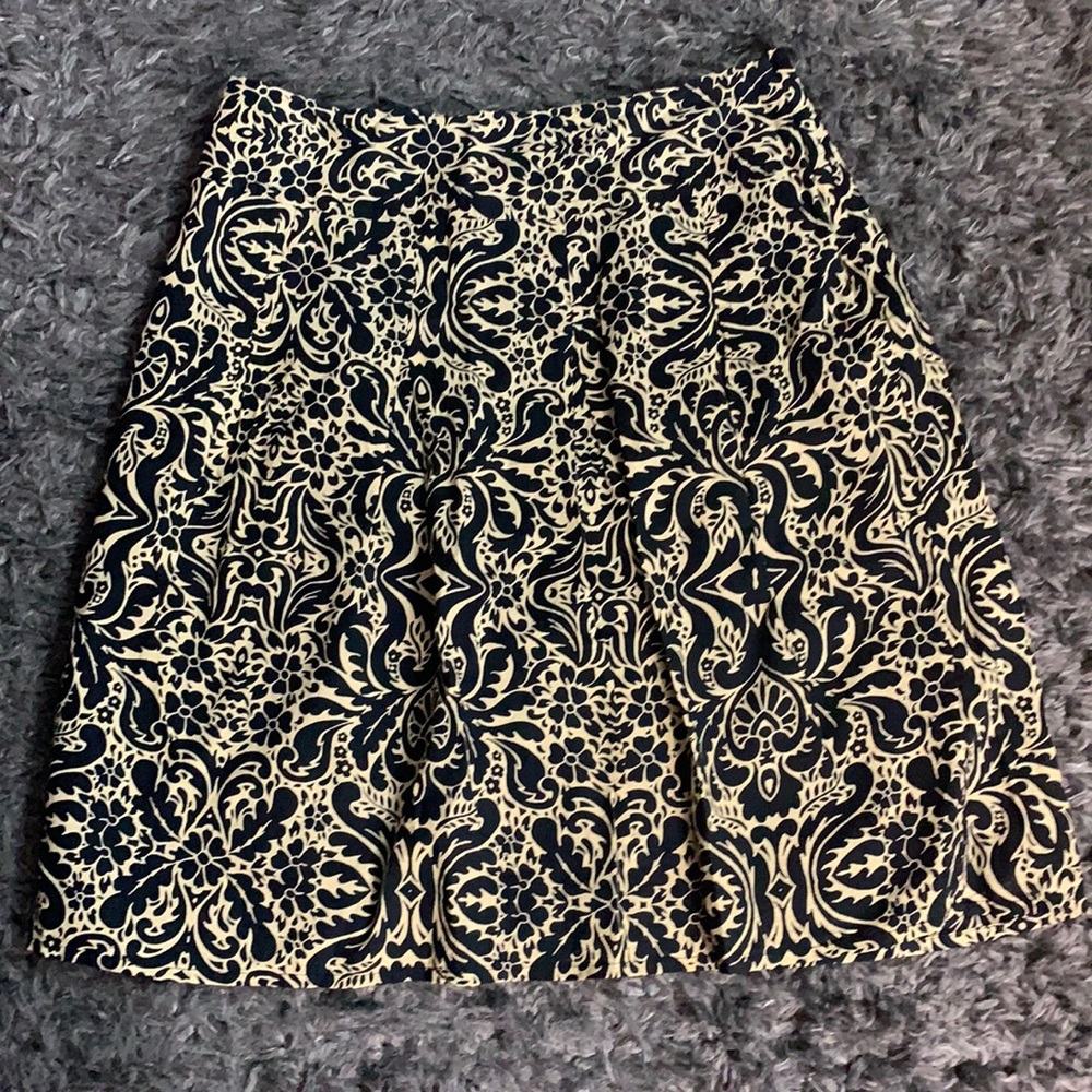 Skirt size 10